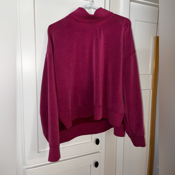 Lululemon Softstreme Turtle Neck - Picture 2 of 7